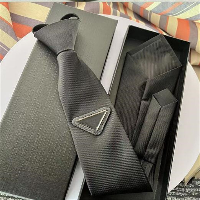 Classic Tie Designer Lazy Ties men Women Classic Letters Suit Ties Luxury Business Silk Necktie Adjustable Zipper Tie With Suit Shirt