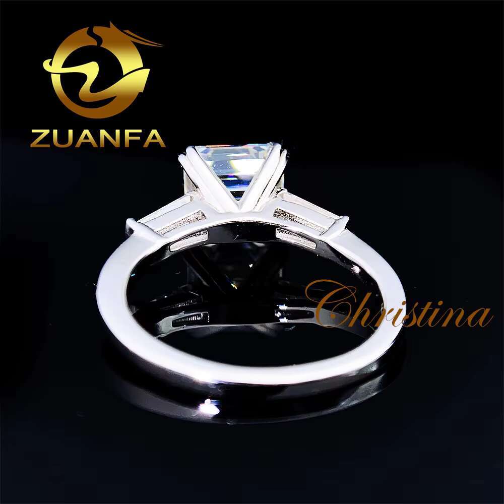 High Quality Asscher Cut Three Stone Moissanites Jewelry 18K Solid White Gold Engagement Ring