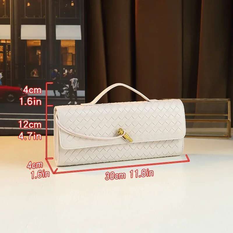 Handcrafted Autumn Winter Handwoven Fashionable Casual Long Bread Shape Shoulder Crossbody Elegant Single Strap Bag