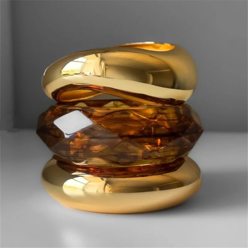 Vintage Irregular Resin Acrylic Chunky Bangles for Women Exaggerated Geometric Metal Charm Bracelets Party Jewelry Gifts 250425