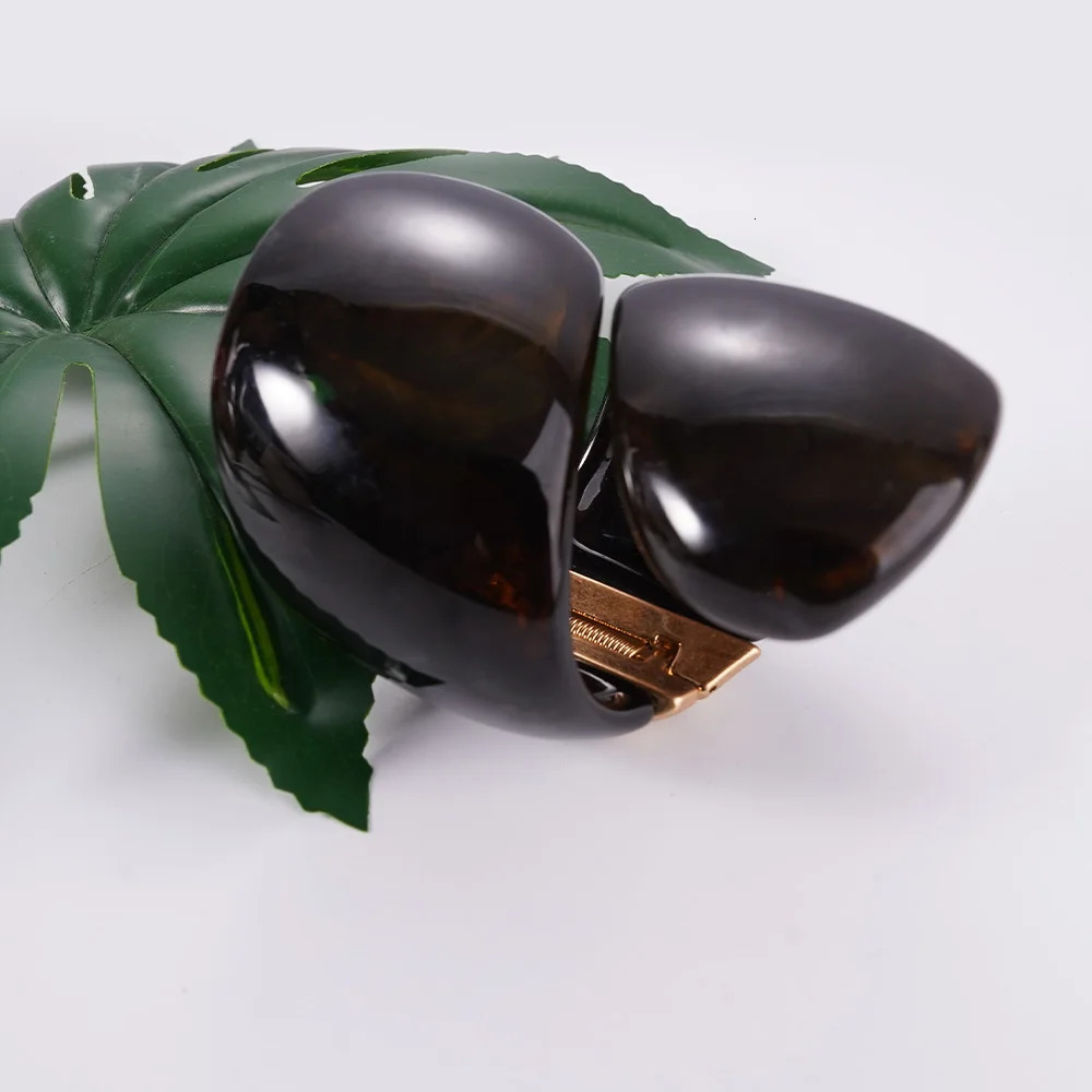 Vintage Wide Geometric Large Resin Bracelet Brown Irregular Chunky Clear Open Bangle Jewelry Gift for Women Girls 2025 250519