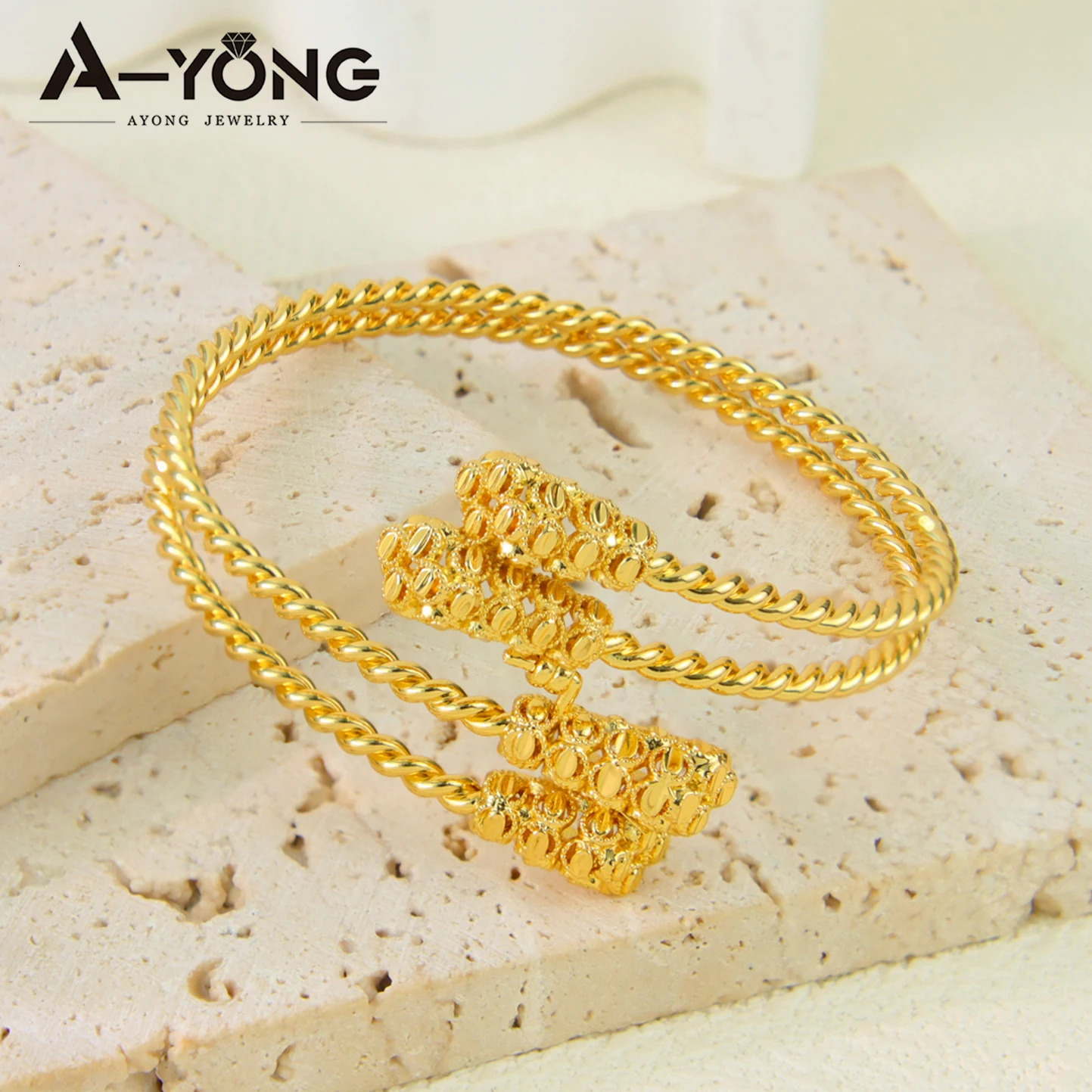 Fashion Dubai Gold Bracelet 21k Gold Plated Saudi Muslim Cuff Bracelet Nigerian Women Wedding Event Party Jewelry 250425