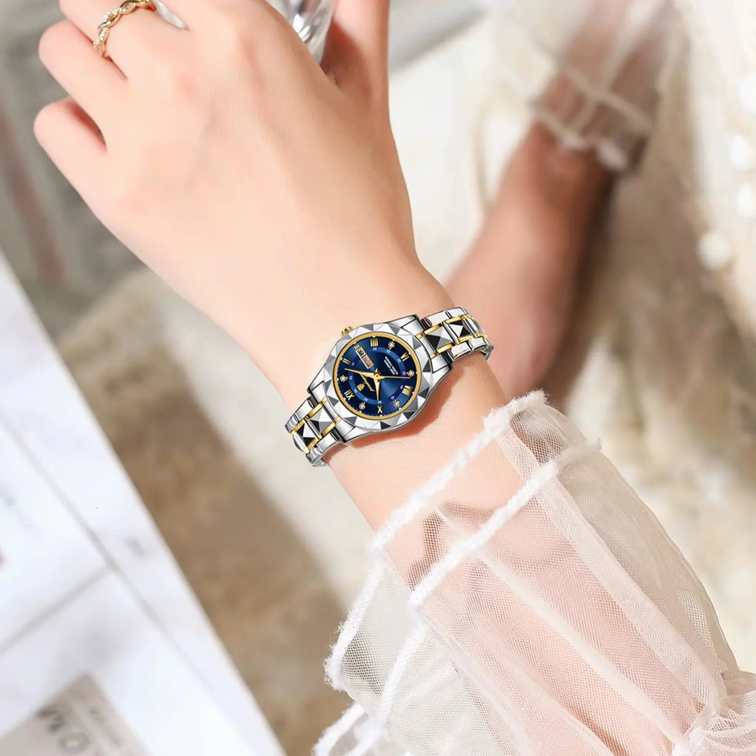 Poedagar and Elegant Womens Watch Luminous Waterproof Weekly Date Womens Watch Stainless Steel Quartz Fashion Womens Watch 250425