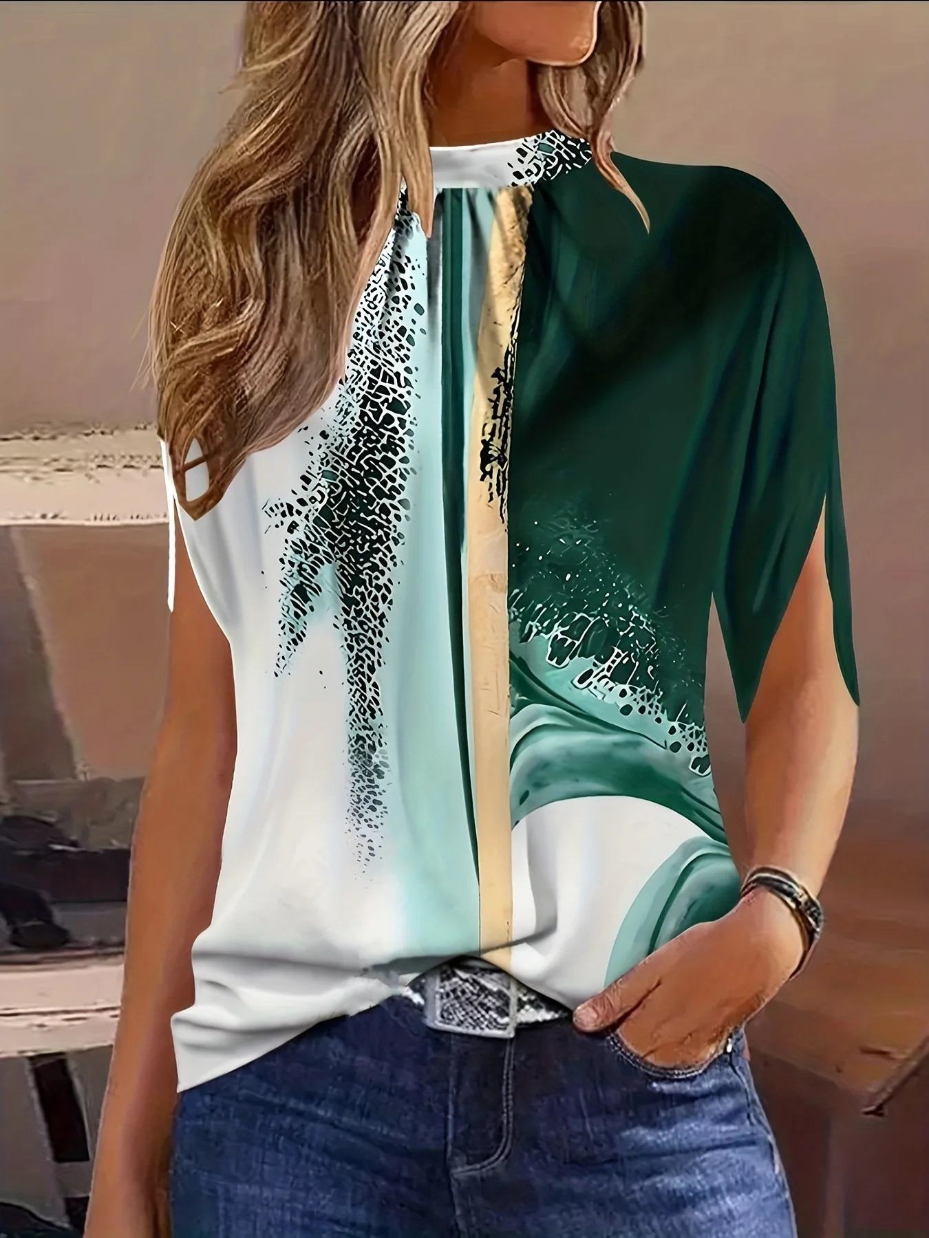 Plus size casual printed womens shirt Oneck half sleeved loose 2024 summer top fashionable 250422