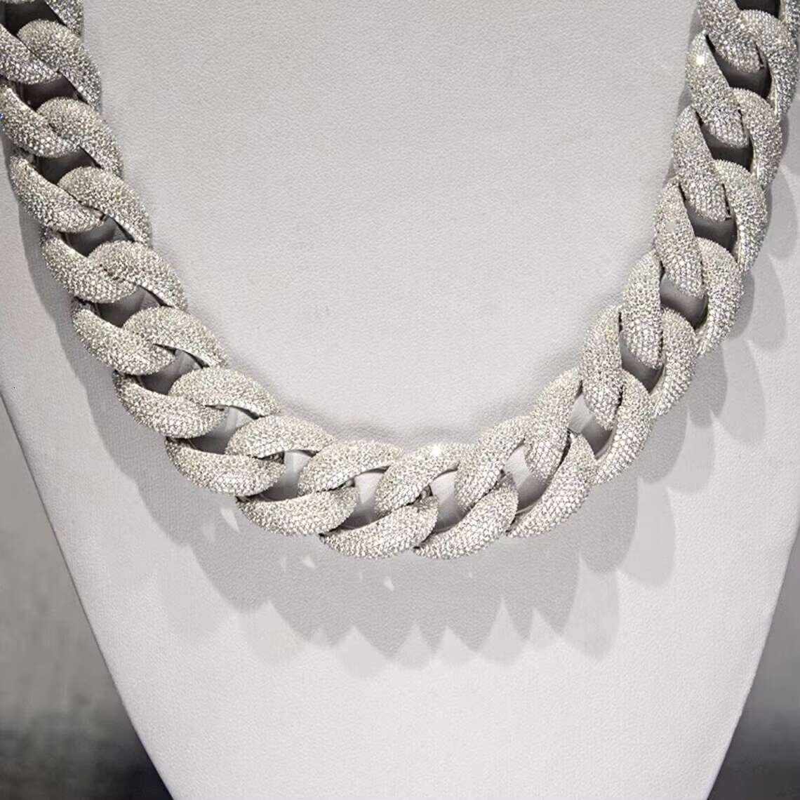Custom VVS Moissanite Diamond Miami Cuban Link Chain Heavy Big Hiphop 20mm Iced Out 925 Sterling SIlver Cuban Link Chain