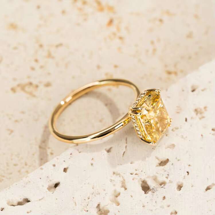 Goldleaf Custom18K Yellow Solid Gold Engagement Ring Mossanite Diamond Classic D VVS Moissanite Wedding Ring for Women