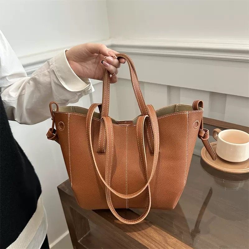 Trend Lychee Pattern Tote Bag, Spring Texture, Large-capacity Commuting To Work, Shoulder Messenger Bag