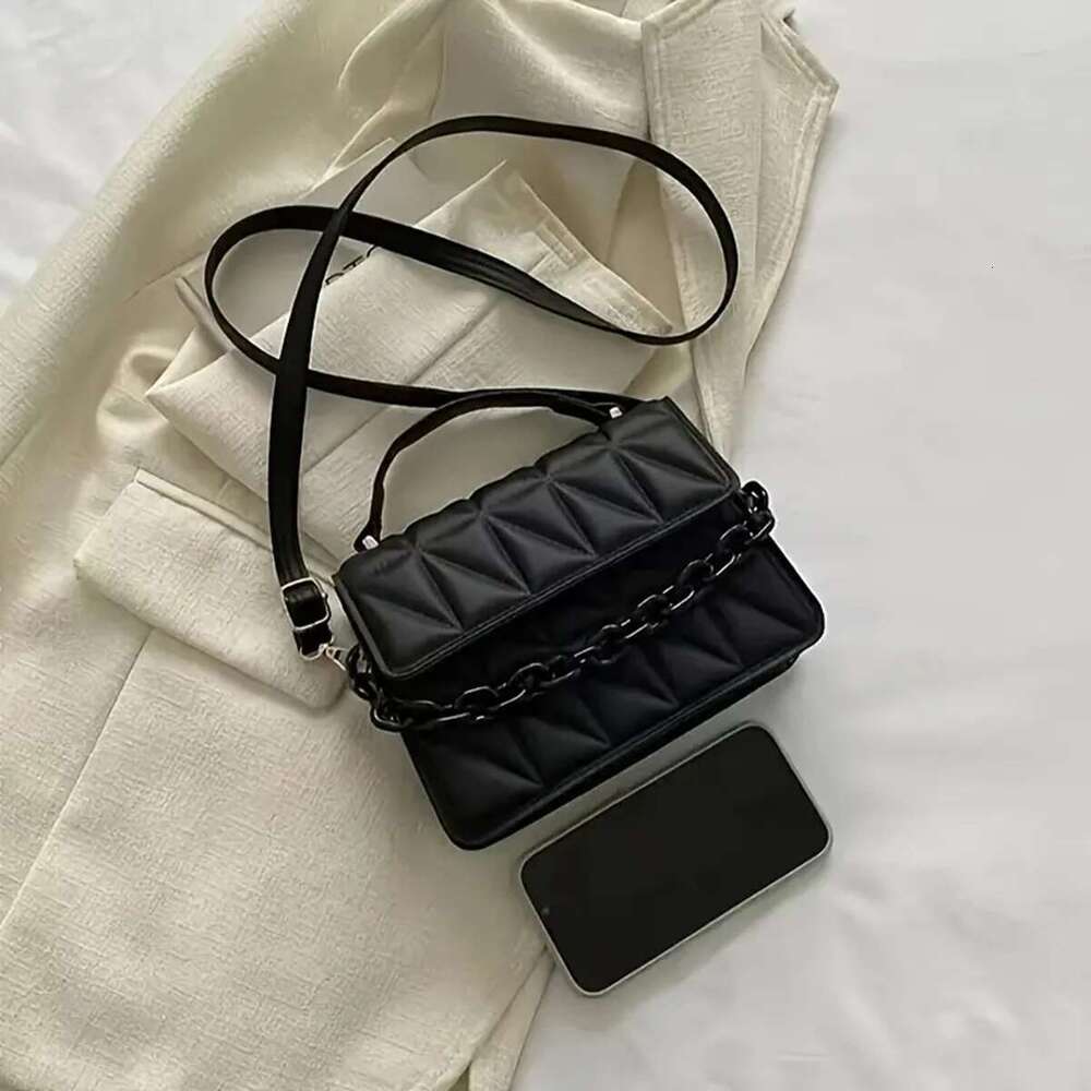 Dia Chain Handbag Fashion Retro Emed Small Square Women's Single Shoulder Crossbody A Bag