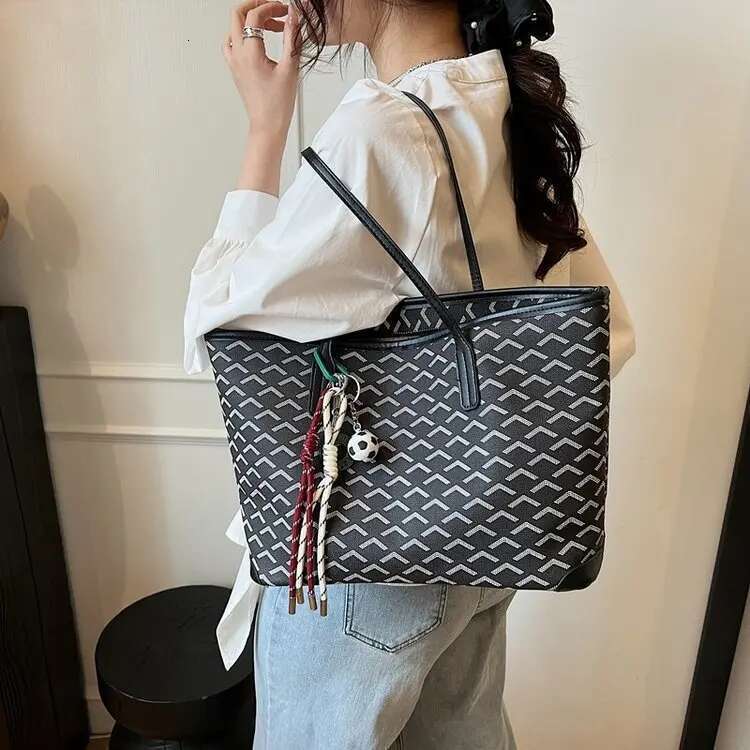 2025 Summer New Orange PU Bag-Fashionable Sewing Line Detail with Reinforced Handles for Shopping, Beach & Daily Essentials