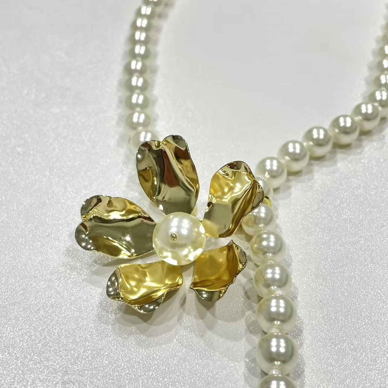86CM pearl long necklace with gold plated flowers flowers can bloom for women High quality enhances temperament size can adjusted 002