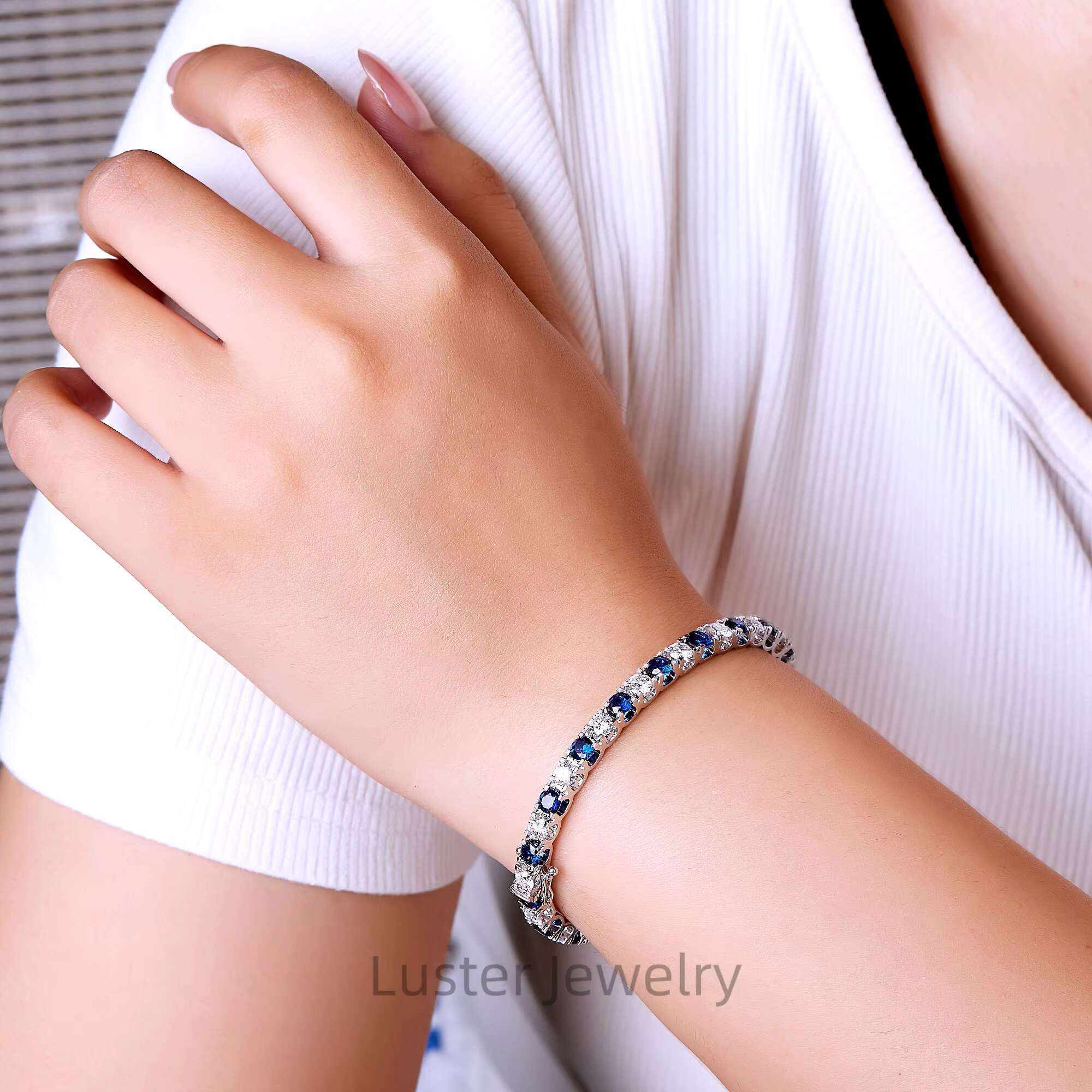 Luster Glamorous 925 Sterling Silver 4mm VVS Round Moissanite Diamond Royal Blue Lab Sapphire Tennis Bracelet for Women