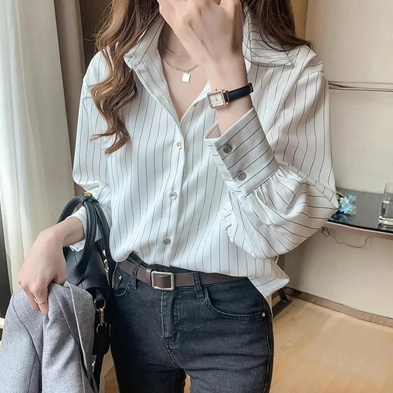 Striped womens summer retro chic loose long sleeved top Y2K office fashionable casual collar fully matched shirt 250422