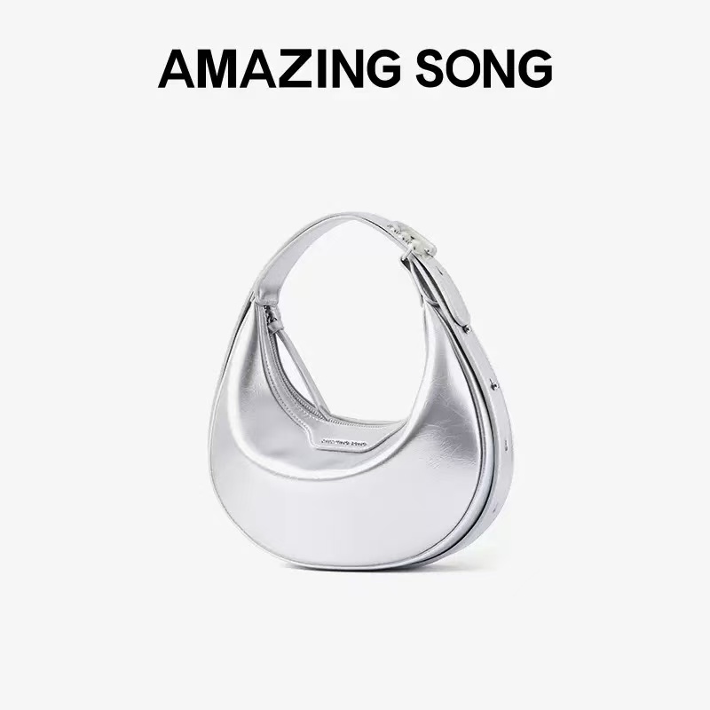 2025 New Spring/summer Half Moon Armpit Crossbody Crescent Shaped Bag Light Women's Handbag High-end Backpack