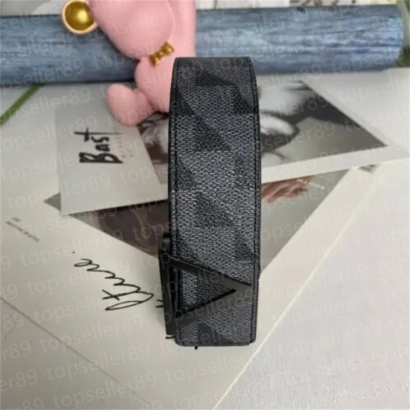 Designer womens Classic casual leather belts for man metal letter smooth buckle woman waistband fashionable belt mens belt designer belts