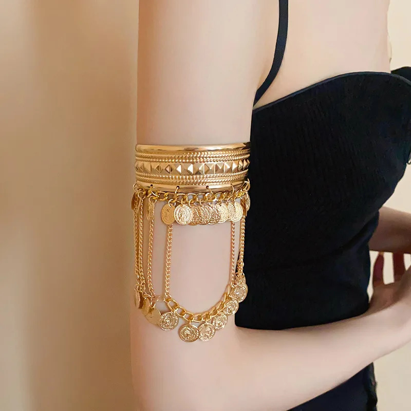 Light Round Coin tassel open bracelet niche creative sensory arm bracelet personalized Gothic handmade jewelry wholesale 250425