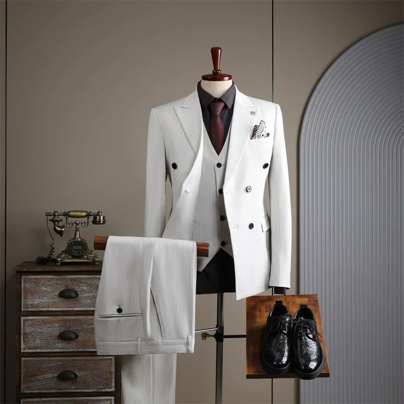 A highend double layered striped set for mens casual grooms wedding dress 250428
