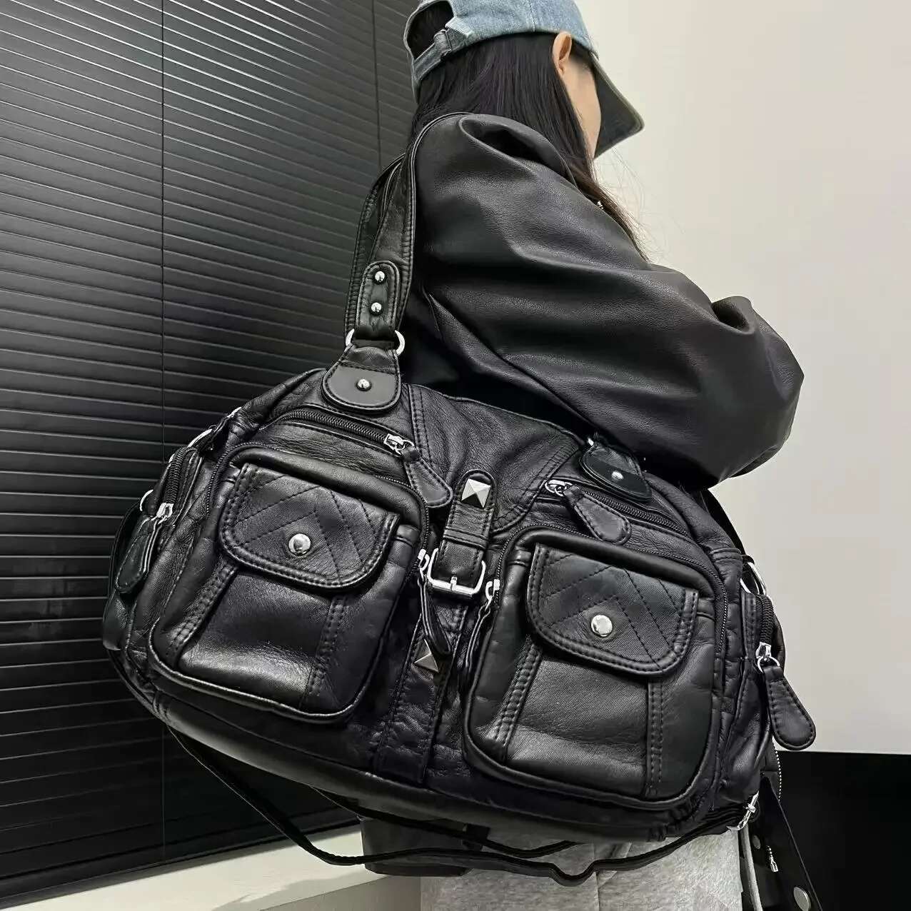 Ladies' Fashionable Retro Vintage Hot Girl Motorcycle Tote With Large Capacity Y2k Washed Vegan Leather Shoulder Bag