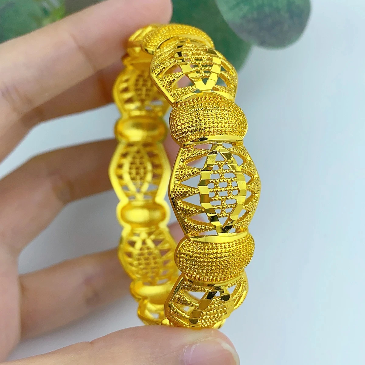 ANIID Dubai Charm 24k Gold Plated Bracelet Female Arab Bride African Indian Bracelet Nigeria Wedding Jewelry Party 250425