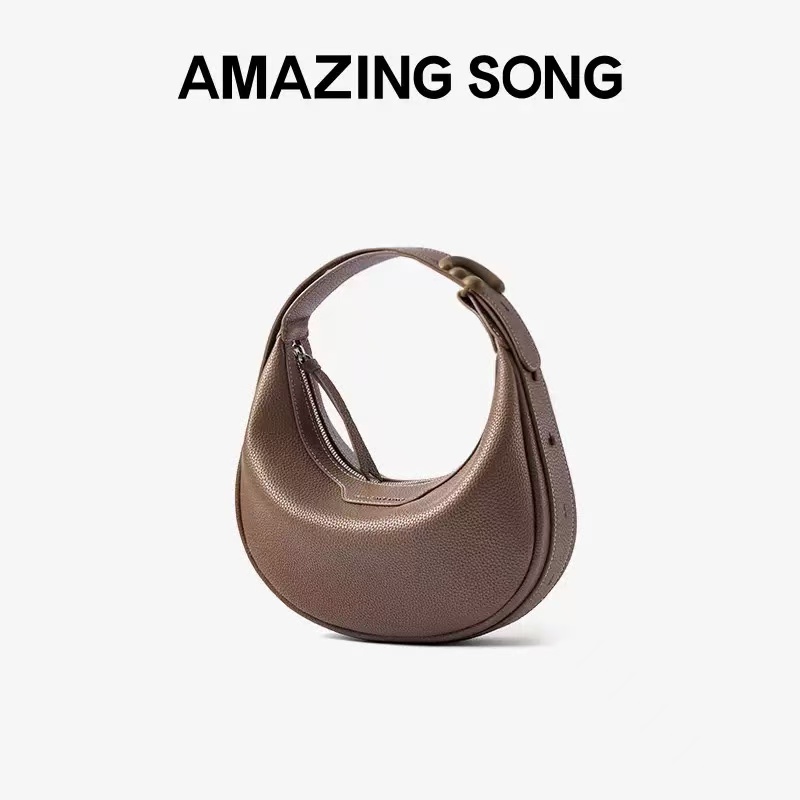 2025 New Spring/summer Half Moon Armpit Crossbody Crescent Shaped Bag Light Women's Handbag High-end Backpack