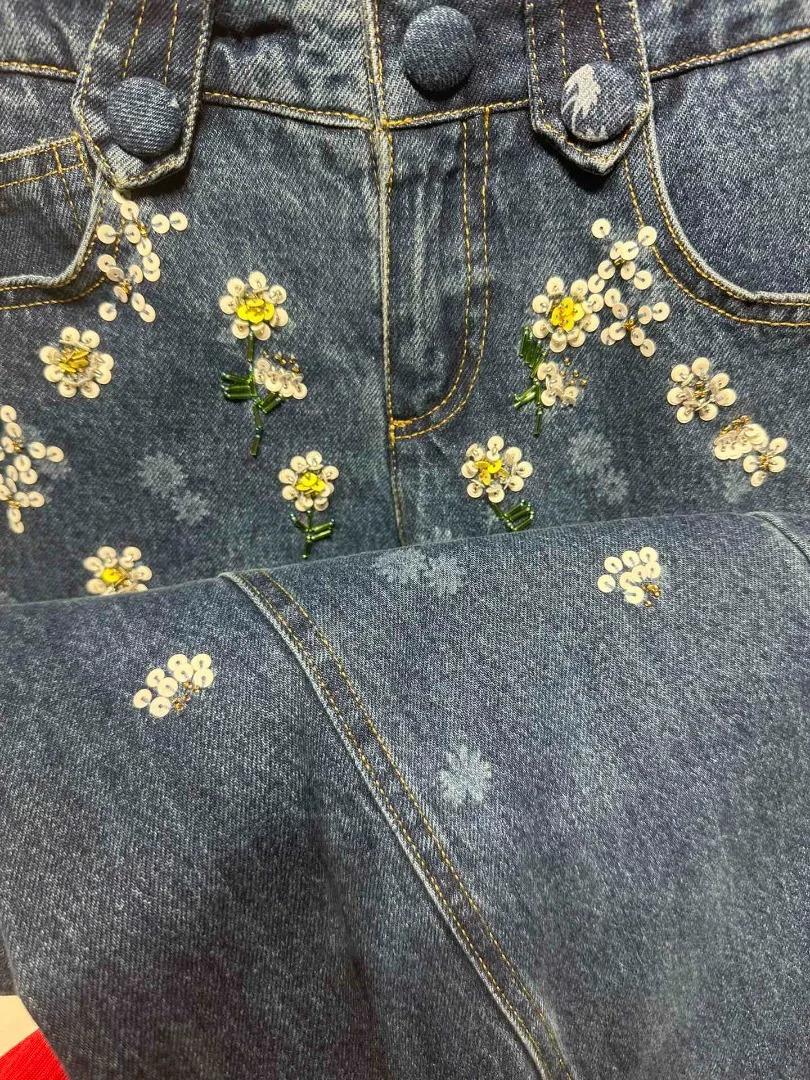 High quality blue floral print sequined denim jeans model 250428
