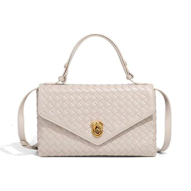 Factory Price 2025 Handwoven Women Fashion Bacchus Dinner Clutch High-End Lightweight Shoulder Evening Bags