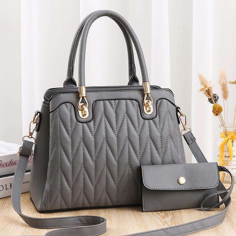 Hot Sale Women's Fashionable Wrinkle Large Capacity Two Piece Set Single Cross Shoulder Handbag 2025 Versatile New Trendy Clothing Ins