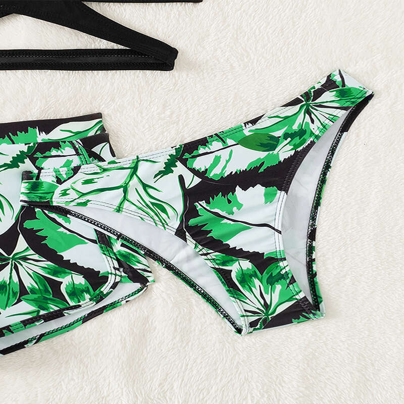 Three piece Swimsuit Set with European American Printed Children's Swimsuit, Girls' Bikini, 2025 New Style, Unique and Elegant Clothing
