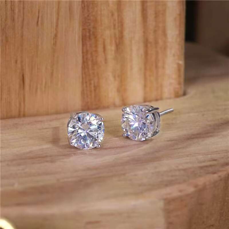 Iced Out Mossanite Stud Earrings 6.5MM Hip Hop 925 Silver Round Customized Moissanite Earrings