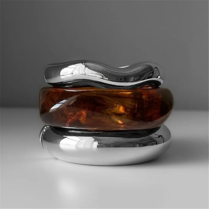 Vintage Irregular Resin Acrylic Chunky Bangles for Women Exaggerated Geometric Metal Charm Bracelets Party Jewelry Gifts 250425