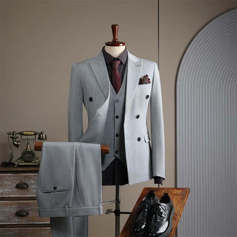 A highend double layered striped set for mens casual grooms wedding dress 250428