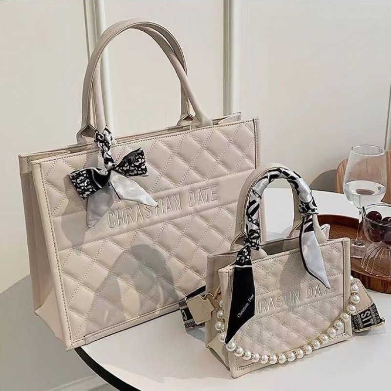 2025 Summer Must-Have Designer Tote Bag - Quilted Crossbody & Shoulder Purse w/Free Shipping Oversized Trendy Women's Work Bag w/Chain Strap