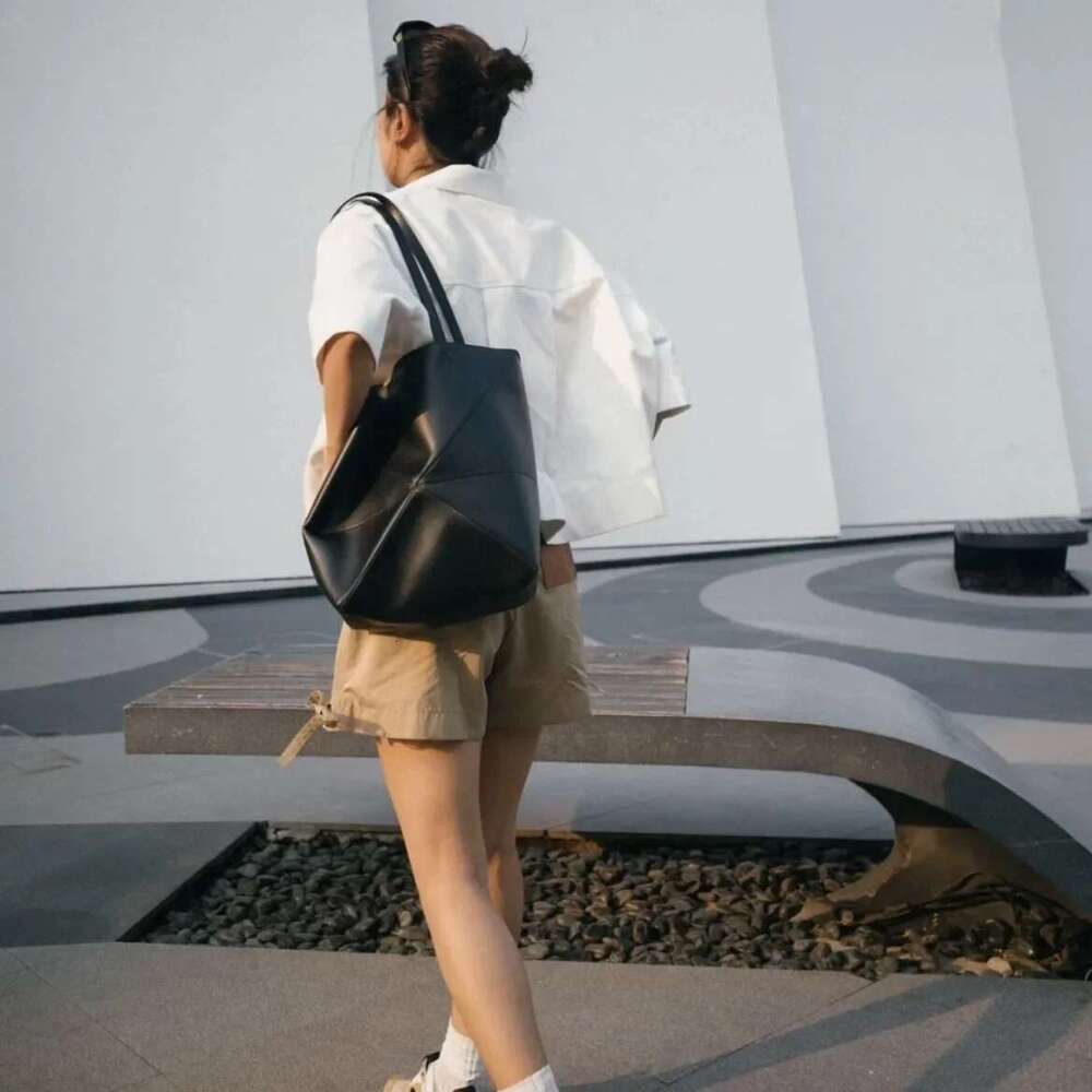 Large Capacity Leather Tote Foldable Geometric Design Single Shoulder Slant Cross Handbag Simple Commuter Bag Trendy bag