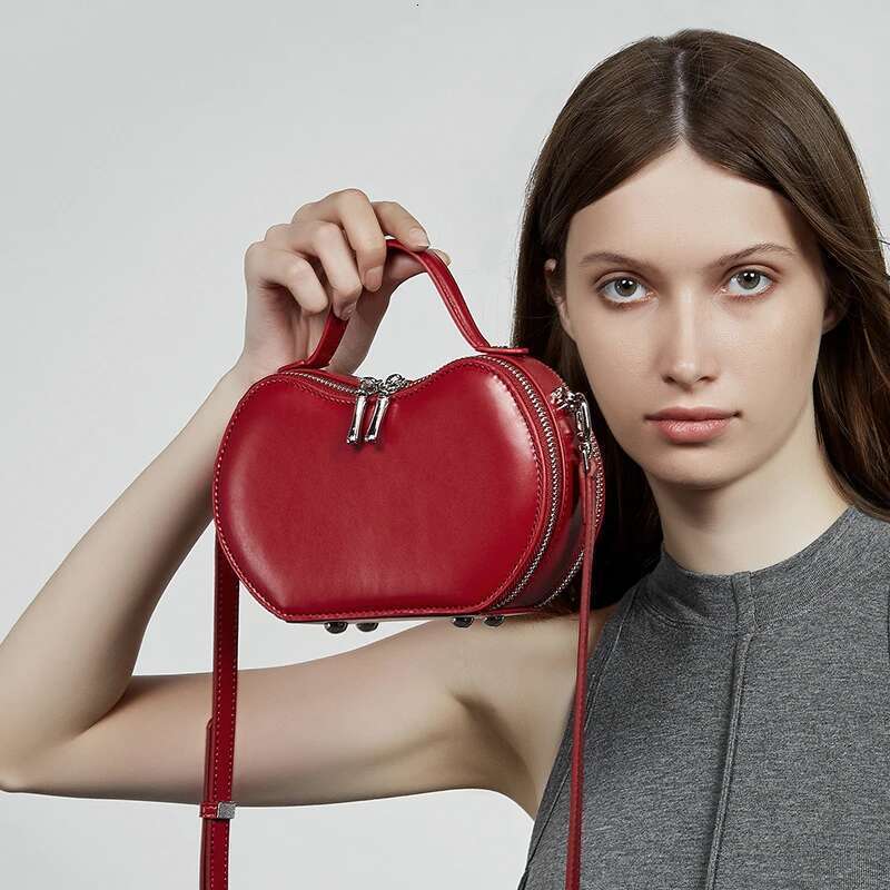 Toptrends Chic Genuine Leather Apple Shape Small Shoulder Crossbody Bags For Women 2025 Designer Saddle Ladies Handbags