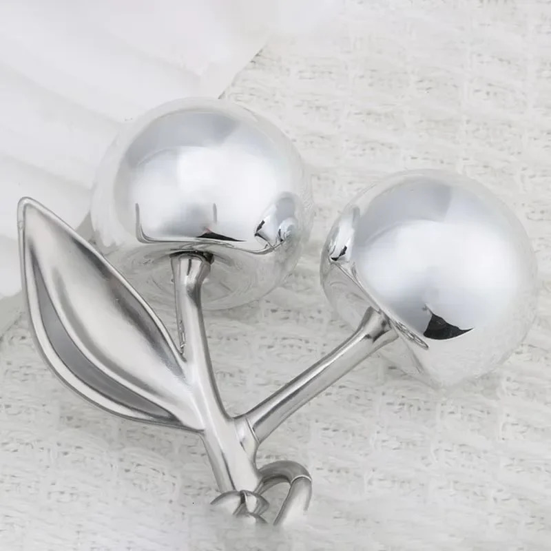 Silver Plated Cherry Keychain Cherry Purse Charm Made of Metal Hardware and Glittering Mirror Resin Cherry Charm Accesories 250430