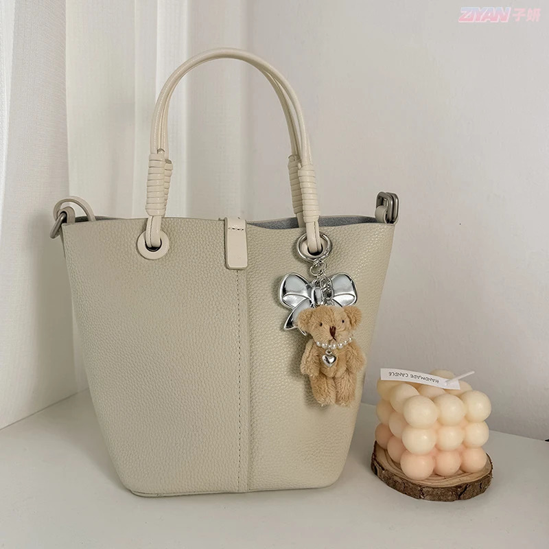 Plush Small Bear Pearl Chain Keychain Cute Doll Bag Charms Big Metal Bow Pendant Keychain Girl Heart Hanging Ornament Jewelry 250430