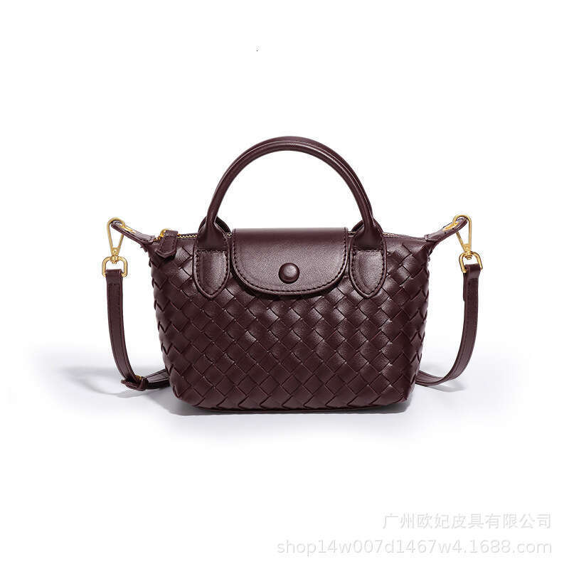 New Woven Dumpling Popular Texture, Handheld Bucket with High Quality, Fashionable and Versatile One Shoulder Crossbody Bag