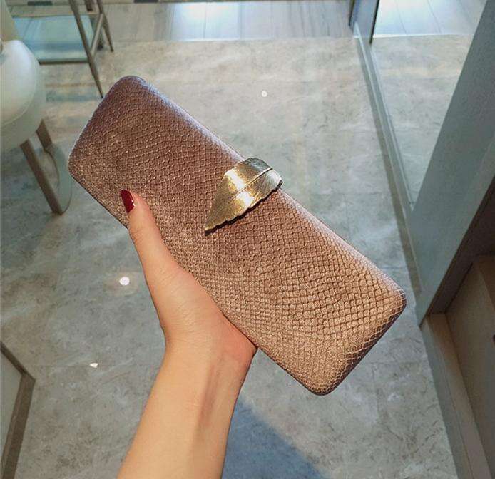 Dinner Bag New Dinner Handheld Banquet Diamond Set Women S Crystal Bag Dress One Shoulder Diagonal Straddle Small KQ