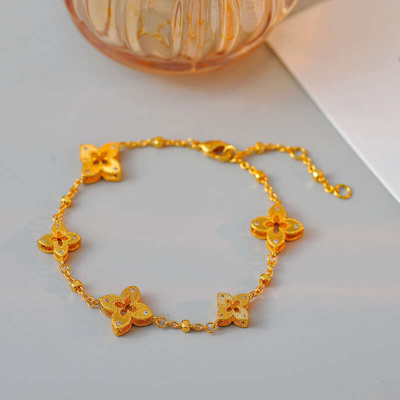DHCollections Lucky Clover Necklace Bracelet Earrings Set Gold Plated Chain Jewelry Set for Women Lightweight Elegant Gift 3pcs