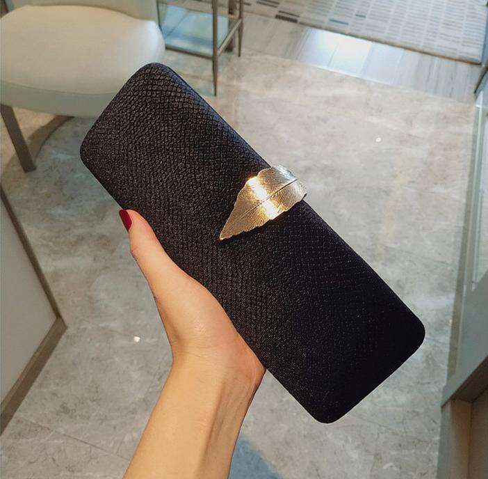 Dinner Bag New Dinner Handheld Banquet Diamond Set Women S Crystal Bag Dress One Shoulder Diagonal Straddle Small KQ