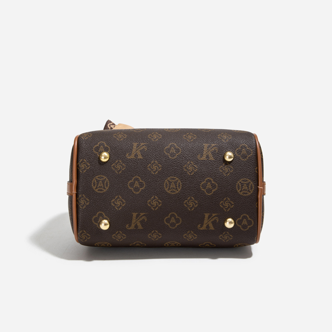 Free shipping designer shoulder bag for women handbag Luxury summer new outdoor designer bag