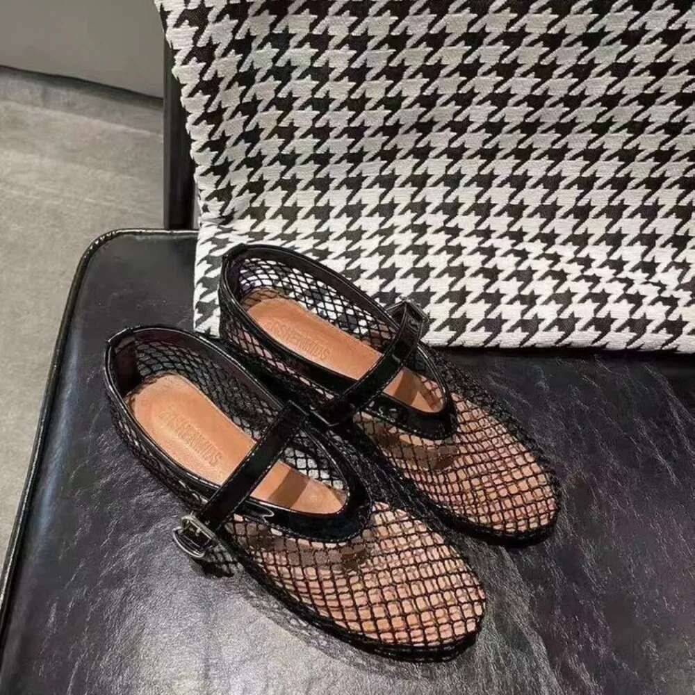Summer women's fishing mesh breathable shoes, round toe shallow mouth flat bottomed ballet shoes