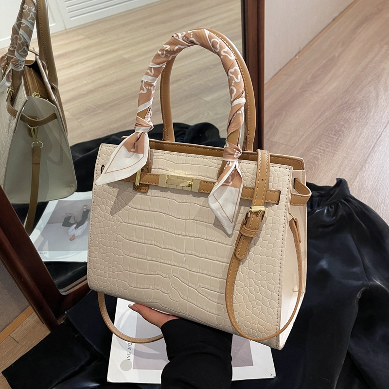 New 2025 Solid-Tone Vintage Bag Women - Large Capacity Pebbled Leather Crossbody Tote for Daily Use, Free Shipping Bestseller