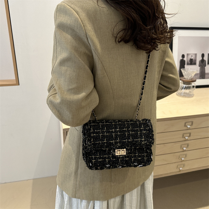 New 2025 Luxury Underarm Purse - Textured Shoulder Bag with Detachable Quilted Chain, Free Shipping & Trending