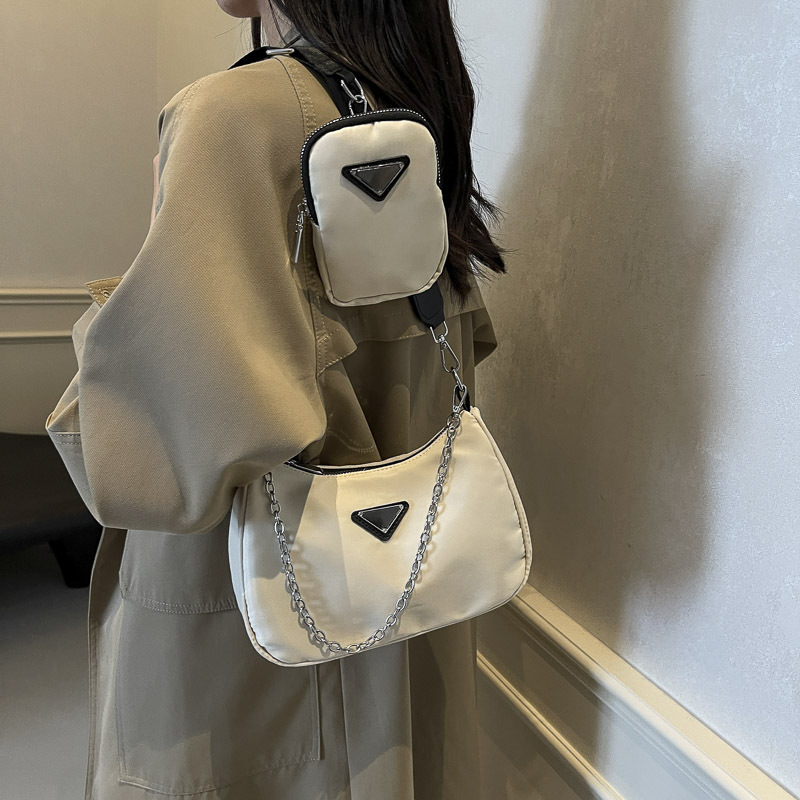 Designer bag free shipping 2025 new fashionable armpit bag waterproof fabric premium texture luxury bag shoulder crossbody bag