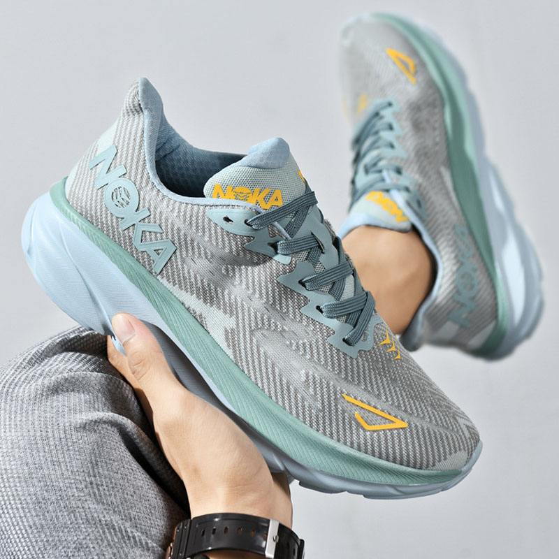 Free Shipping 2025 New Designer Running Shoes For Men Woman Sneakers Casual Lightweight Sport Outdoor Training Shoes