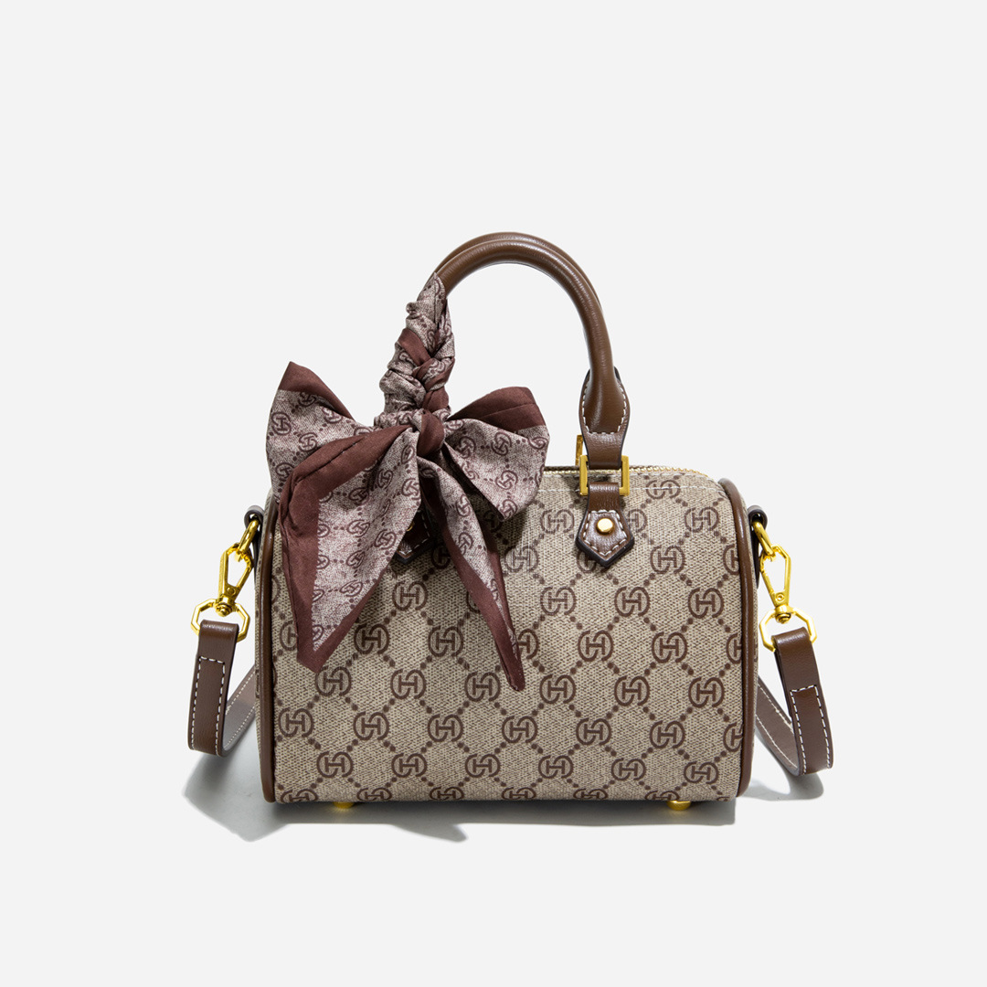 Free shipping designer shoulder bag for women handbag Luxury summer new outdoor designer bag