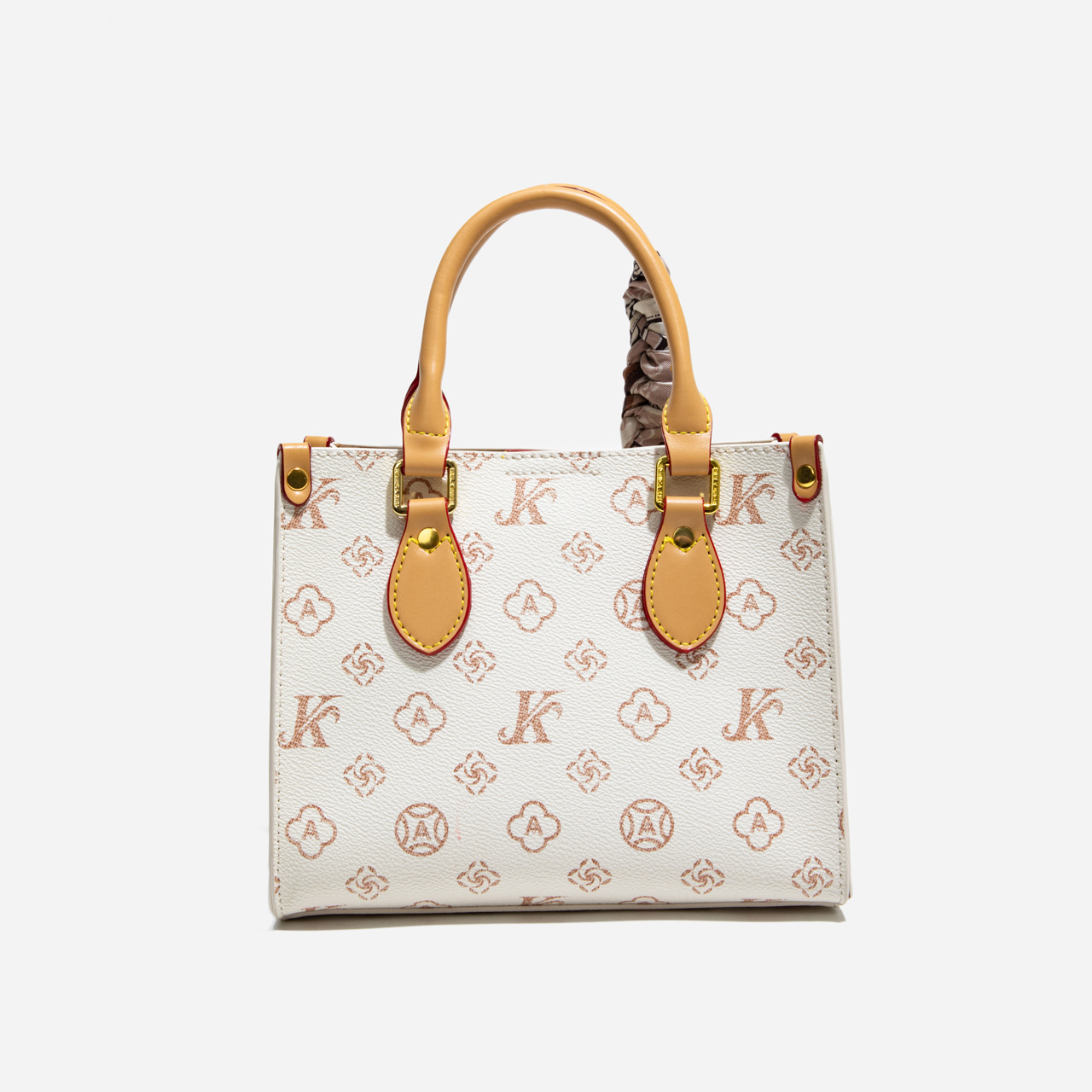 new hot Free shipping designer shoulder bag for women Versatile crossbody bag Luxury summer new outdoor designer bag