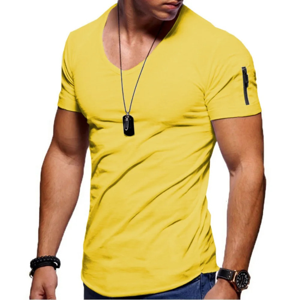 Tshirt solid color mens with Vneck and side zipper Pattern can be customized 250430Z
