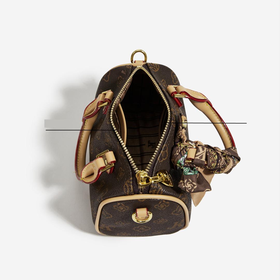 Free shipping designer shoulder bag for women handbag Luxury summer new outdoor designer bag