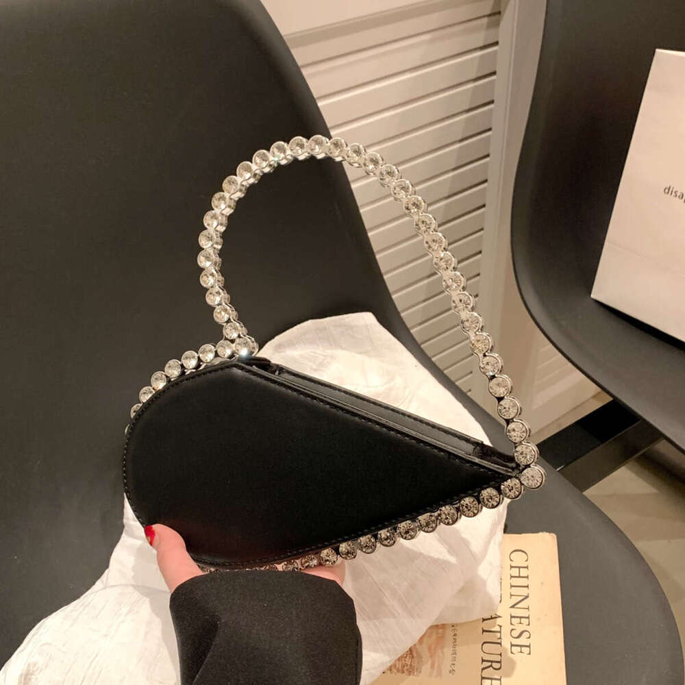 Dinner Bag Same Niche Design Socialite Diamond Love Handbag French Banquet Bag For Women KQ